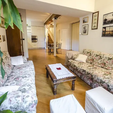 Canguroproperties - Garibaldi Apartman Bologna