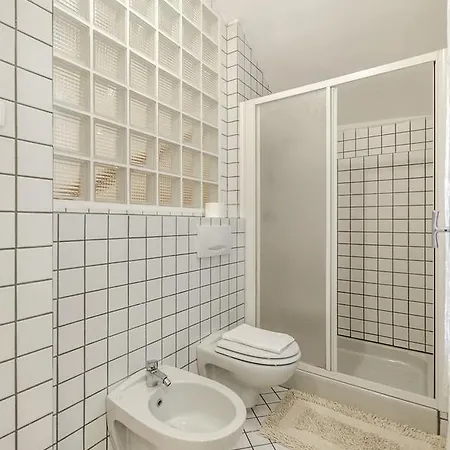 Canguroproperties - Garibaldi Apartment *
