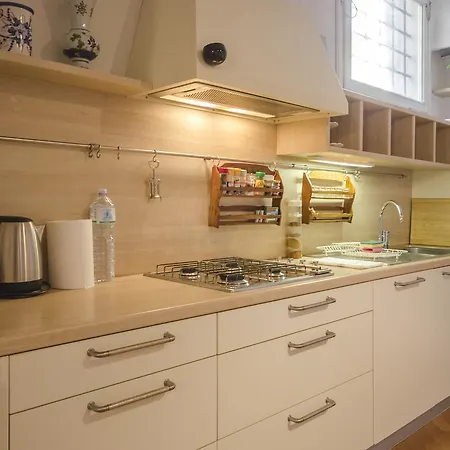 Canguroproperties - Garibaldi Apartman